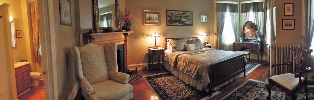 Wilson House Bed & Breakfast Балтимор Экстерьер фото